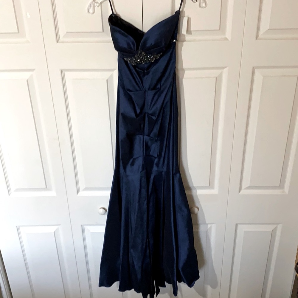 Cashe size 6 (fits like a size 2) strapless blue mermaid prom dress
